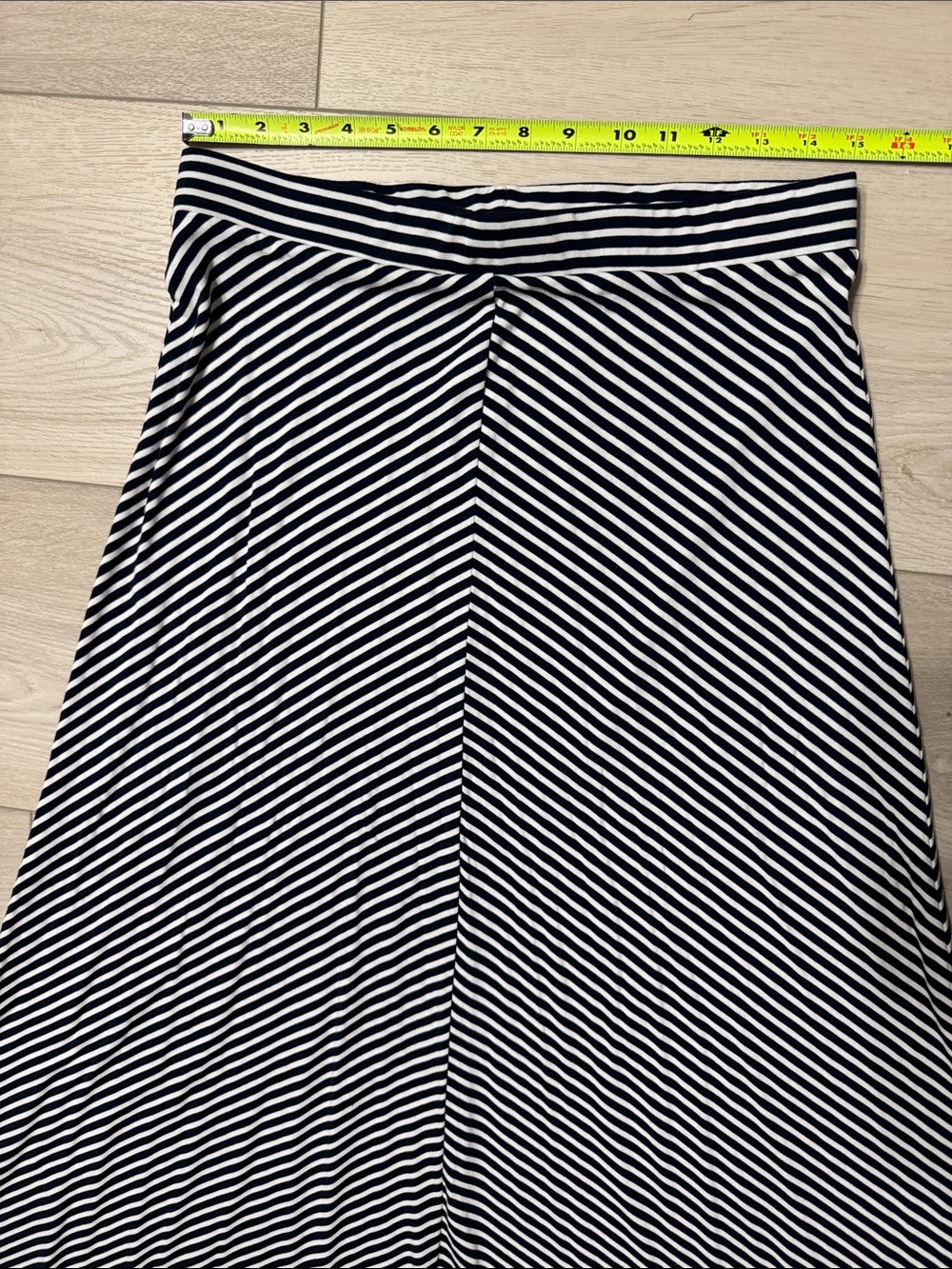 LOFT Outlet Navy & White Striped Maxi Skirt Size M - Picture 4 of 5